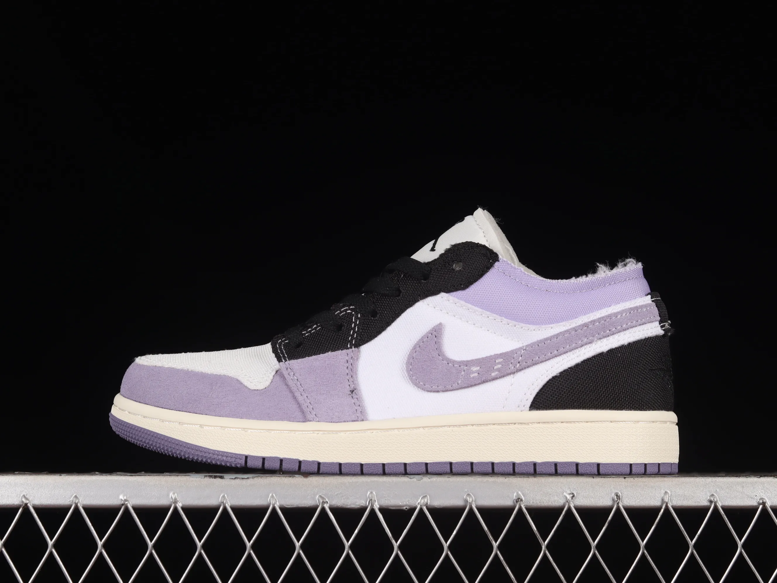 All Categories Air Jordan Jordan Series Basketball Shoes Air Jordan 1 Low Z Edition Air Jordan 1 Low AJ1 Joe 1 Mi White Purple Retro Culture Leisure Sports Shoes DZ4135-002